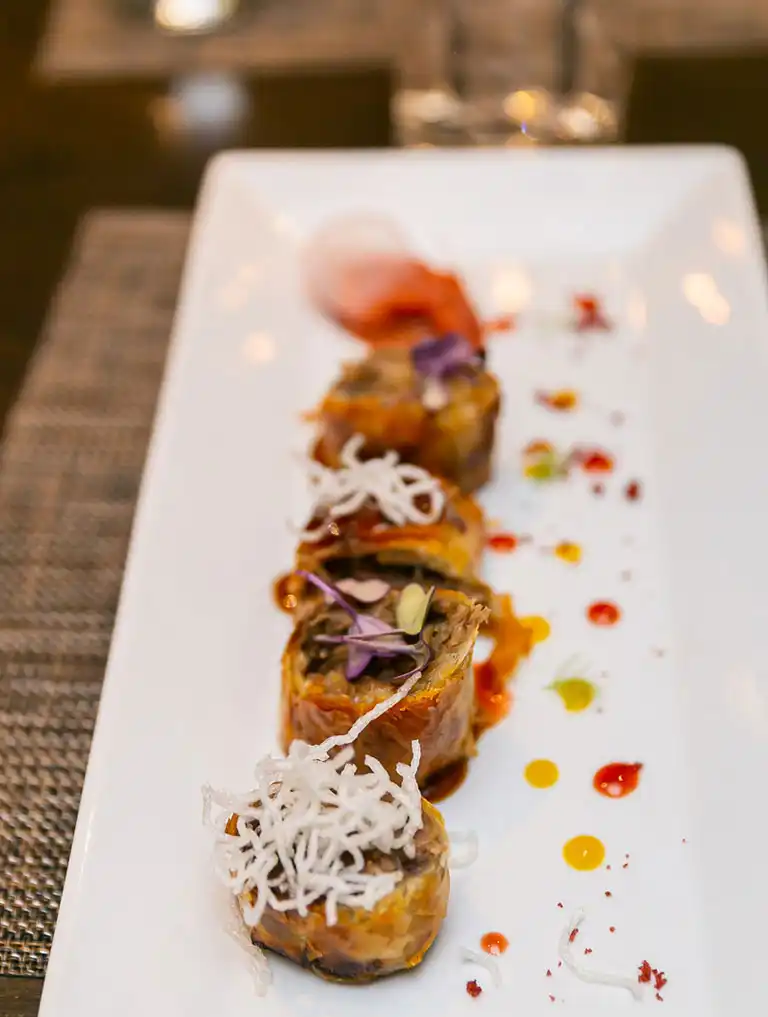 112 Restaurant & Lounge