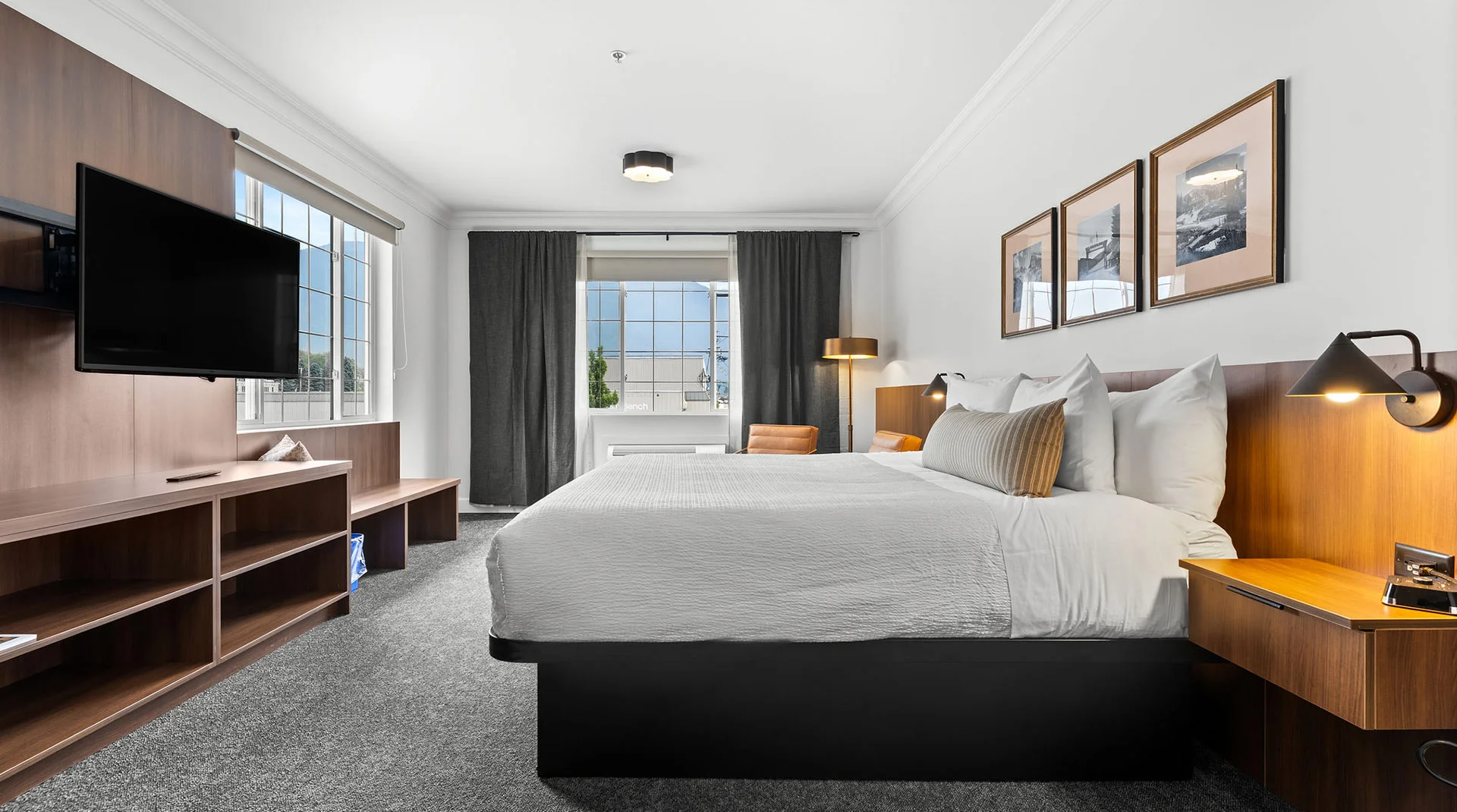 Deluxe King Room