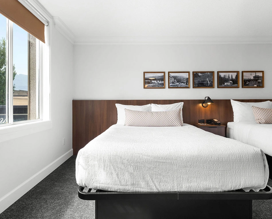 Deluxe 2 Queen Bed Room 3